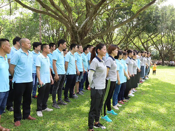 精致-拓展訓練之站軍姿