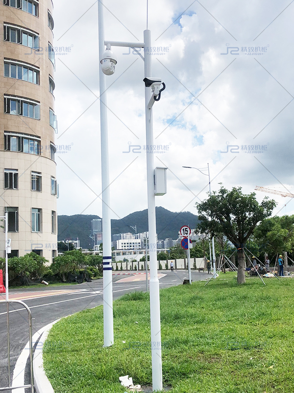 道路監控桿加工定制